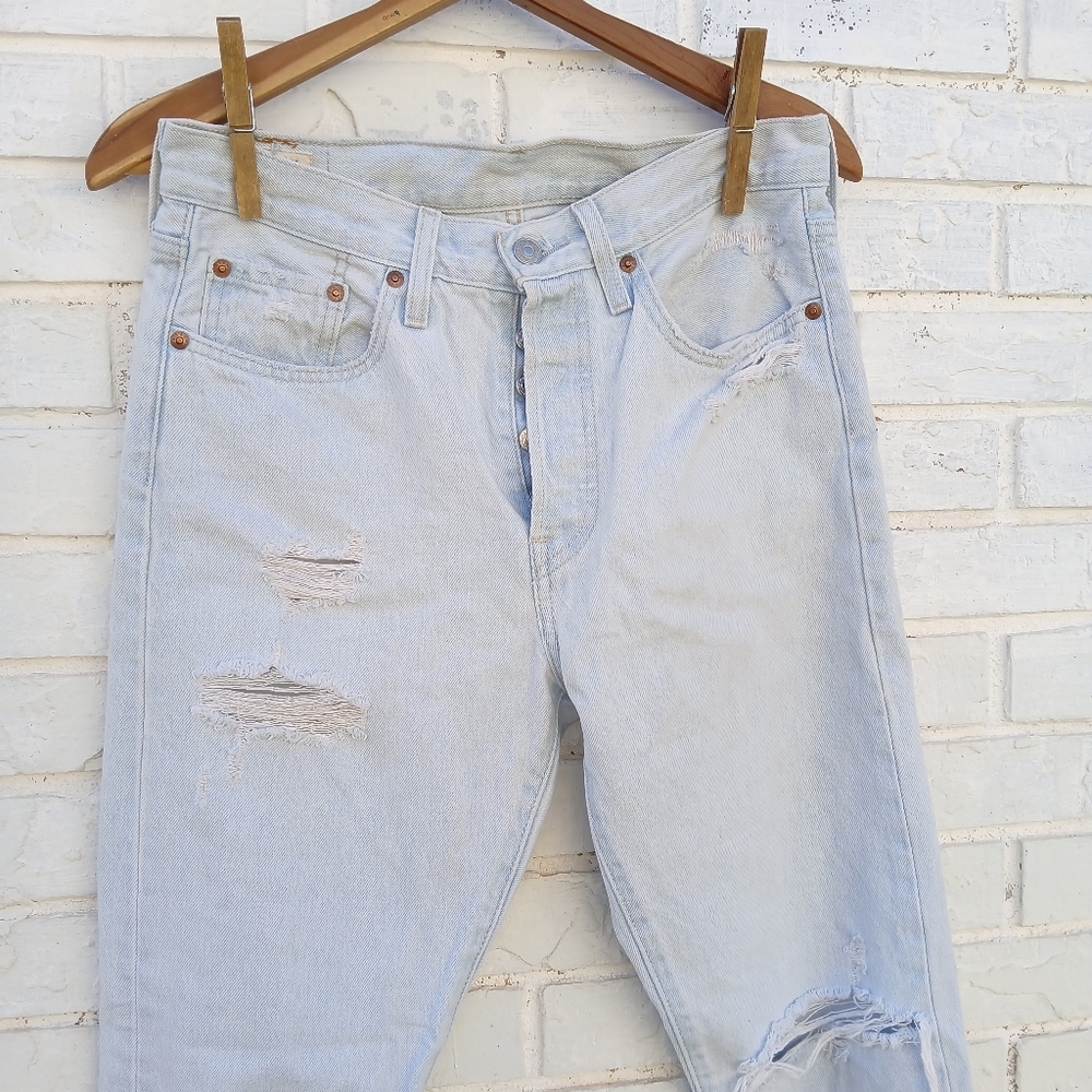 Levi's 501 S Premium Skinny Jeans Lightwash Distressed - Picture 3 of 10